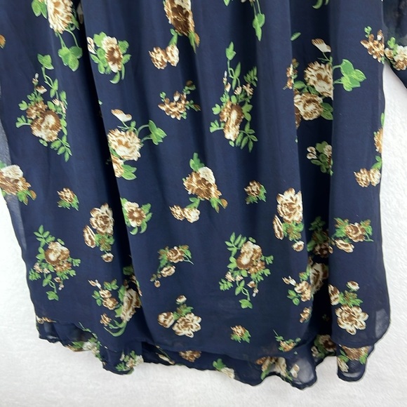 Purple Snow Women’s Top Sz M Navy Floral Cold Shoulder Long Sleeves Flowy BOHO - Picture 8 of 12